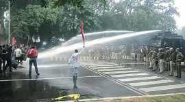 Occupy UGC protesters, lathicharge, UGC protesters violence, UGC protesters lathicharge, delhi news
