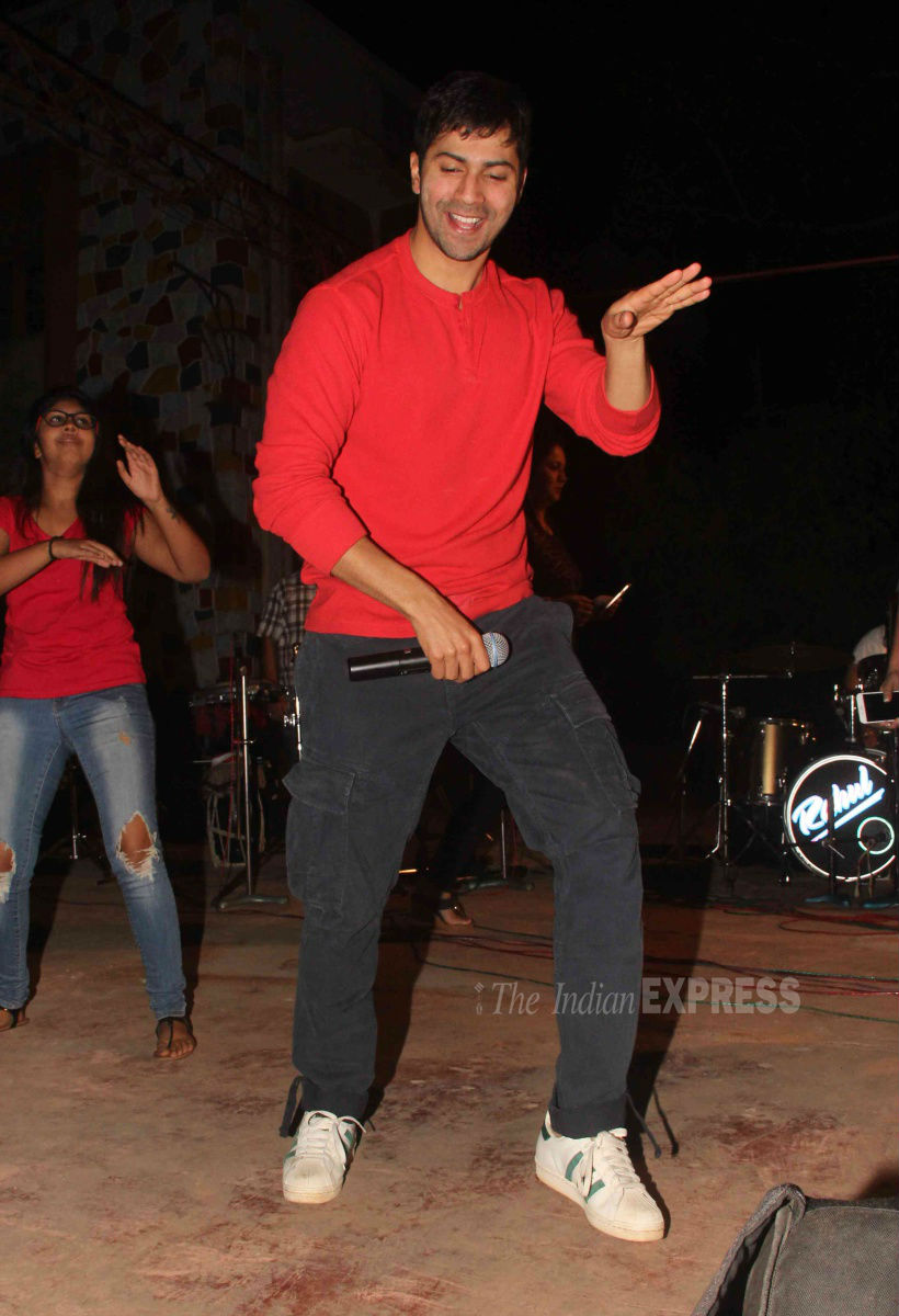 Genelia D'Souza, Arpita Khan, Aayush Sharma, Riteish Deshmukh, Sanjay Kapoor, Maheep Kapoor, Varun Dhawan, Sohail Khan, bollywood, entertainment