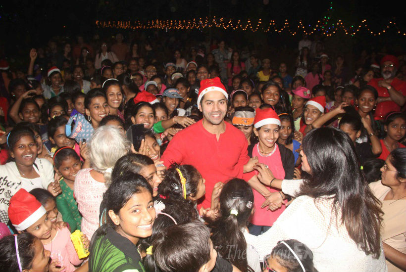 Genelia D'Souza, Arpita Khan, Aayush Sharma, Riteish Deshmukh, Sanjay Kapoor, Maheep Kapoor, Varun Dhawan, Sohail Khan, bollywood, entertainment