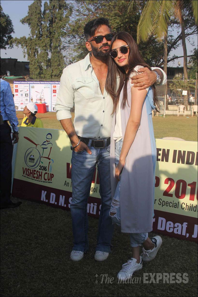 salman khan, athiya shetty, suniel shetty, vidya balan, salman khan pics, athiya shetty pics, salman pics, athiya pics, suniel shetty pics, vidya balan pics, entertainment
