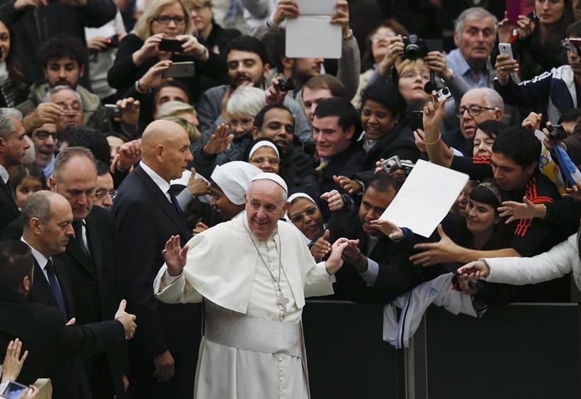 Barack Obama, Pope Francis, World Phtography, Street photography, People Photos, Abstract photography, Best photos, Indian Express, Top Frames