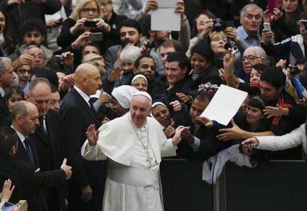 Barack Obama, Pope Francis, World Phtography, Street photography, People Photos, Abstract photography, Best photos, Indian Express, Top Frames