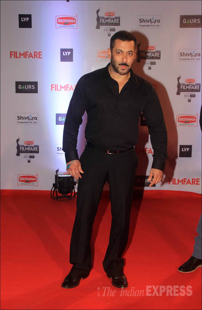 Salman Khan, Aayush Sharma's Antim movie screening was a star studded affair
