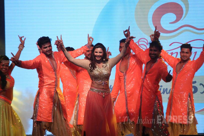 Daisy Shah, Country Club, New Year bash 2016, New Year bash, Asia's Biggest New Year Bash 2016, entertainment photos