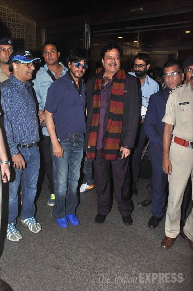 Shah Rukh Khan, SRK, Abram, Shah Rukh Khan AbRam, SRKmAbram, Suhana, Gauri Khan, Hrithik Roshan, Hrithik Roshan kids, Hrehaan, Hridhaan, Madhoo, Gayatri Joshi, Sonam Kapoor, Rhea Kapoor, Anil Kapoor, Shatrughan Sinha