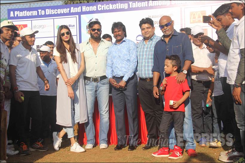 salman khan, athiya shetty, suniel shetty, vidya balan, salman khan pics, athiya shetty pics, salman pics, athiya pics, suniel shetty pics, vidya balan pics, entertainment