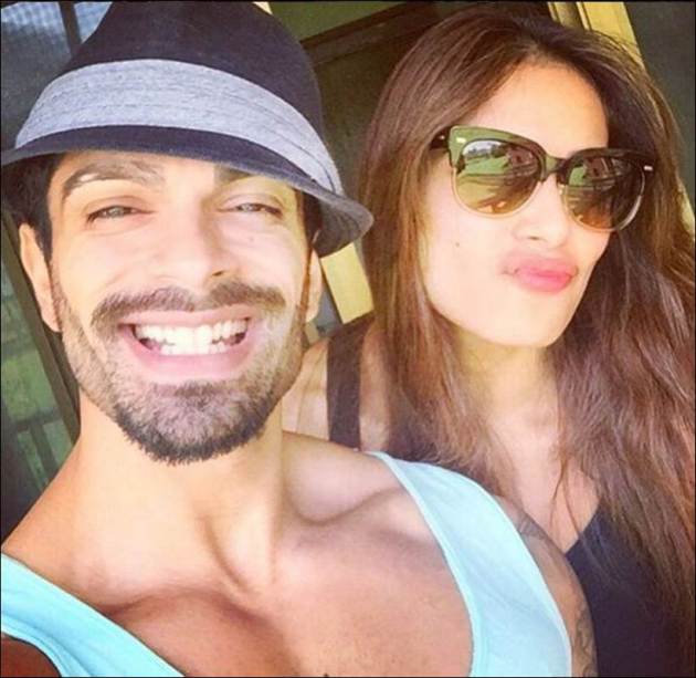 bipasha basu, bipasha basu birthday, bipasha basu pics, karan singh grover