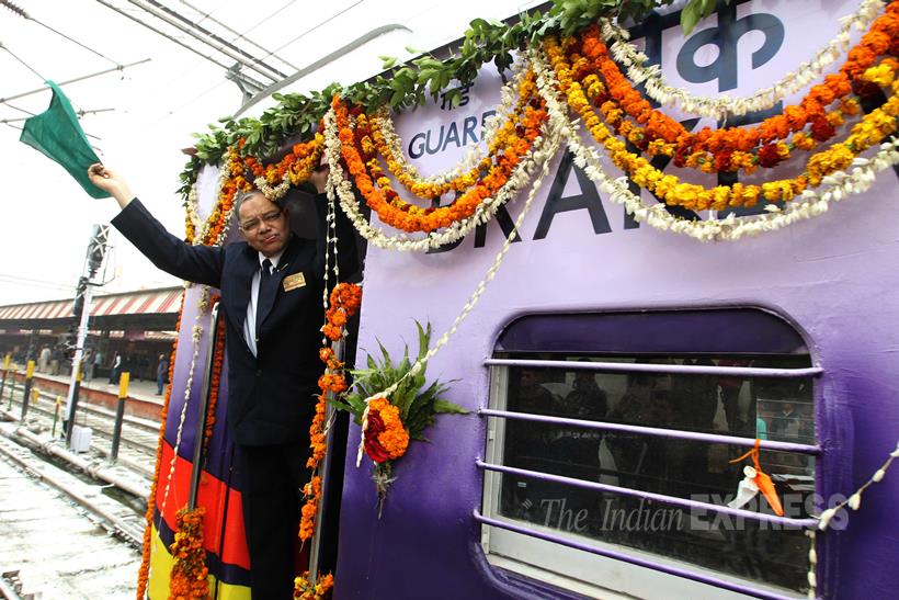 Mahamana Express, Varanasi train Mahamana, swanky coaches, indian railway, new train coaches, New railway Coaches, indian Railway pic, indian railway photos, refurbished coaches, improved interior, safety measures, new toilet modules, Sleeper Classes bogies, AC Compartments, new coaches