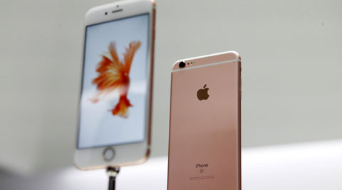 Apple iPhone 7 rumours, iPhone 7 rumors, iPhone 7 specs, iPhone 7, Apple, iPhone 7 launch date, Apple iPhone 7 launch, iPhone 7 features, iPhone 6c, iPhone 7 waterproof, technology, technology news