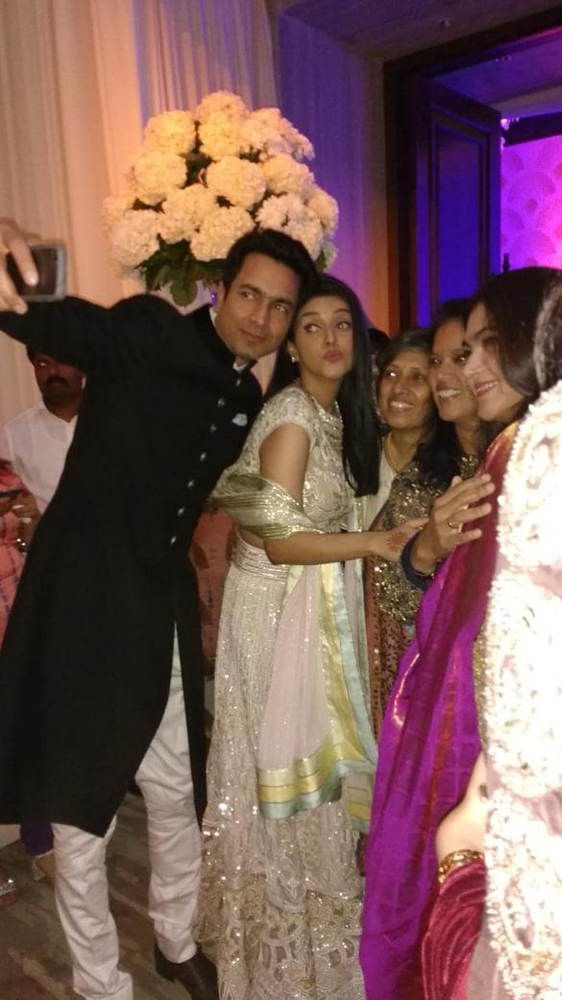 Asin, Asin Wedding reception, Asin Wedding Reception pics, Asin Wedding Reception photos, Asin Rahul sharma, Asin Wedding, asin thottumkal Wedding Reception, asin thottumkal Wedding Reception Pics, R Madhavan, Sajid Khan, Ashvini Yardi, Khushboo Sundar, Asin Married, Asin wedding Pics, asin thottumkal wedding Pics