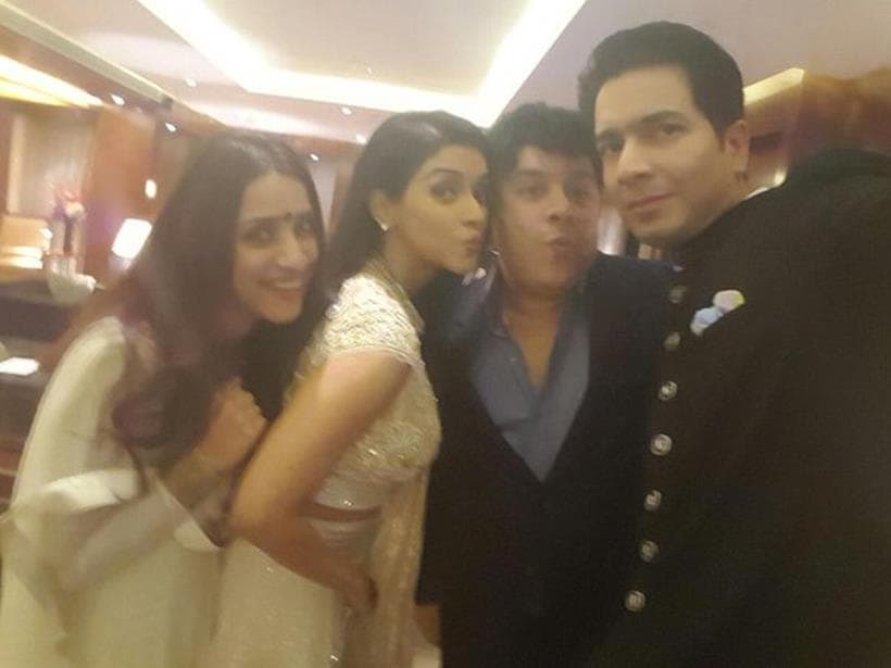 Asin, Asin Wedding reception, Asin Wedding Reception pics, Asin Wedding Reception photos, Asin Rahul sharma, Asin Wedding, asin thottumkal Wedding Reception, asin thottumkal Wedding Reception Pics, R Madhavan, Sajid Khan, Ashvini Yardi, Khushboo Sundar, Asin Married, Asin wedding Pics, asin thottumkal wedding Pics