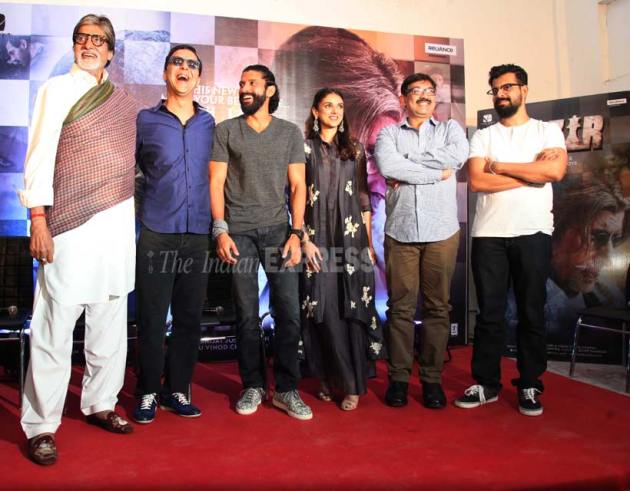 Amitabh Bachchan, Farhan Akhtar, Aditi Rao Hydari, Shabana Azmi, Javed Akhtar, Nandita Das, Wazir, Wazir screening, bollywood, entertainment