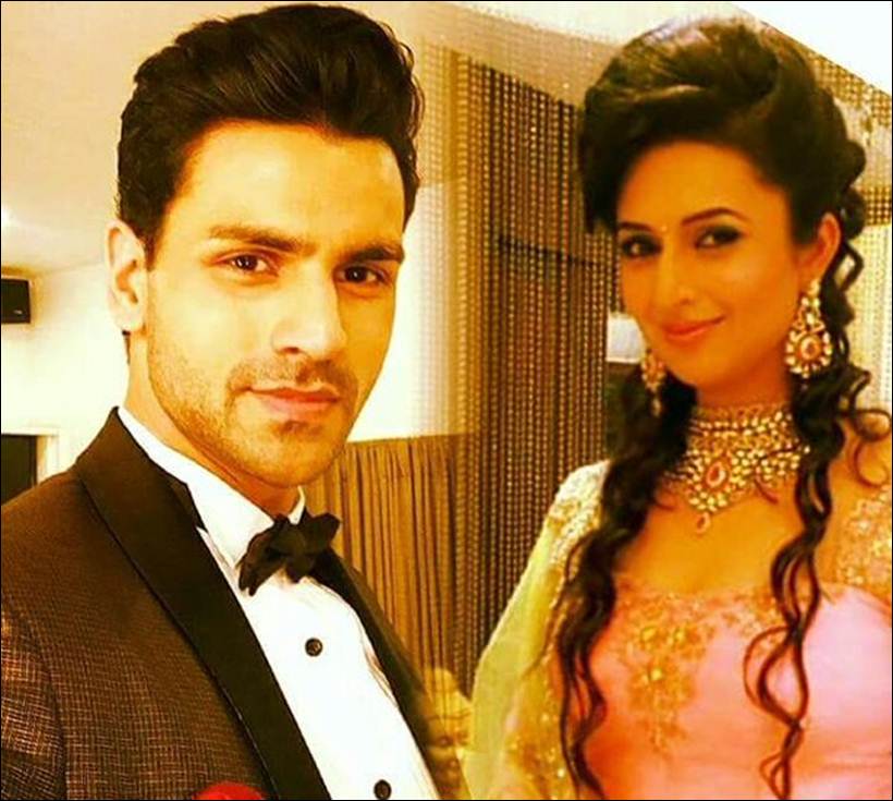 divyanka tripathi engagement dress The Fairytale Wedding of Divyanka Tripathi