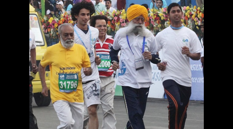 Fauja Singh at the 2013 Mumbai Marathon. (Photo: Kevin D’Souza)