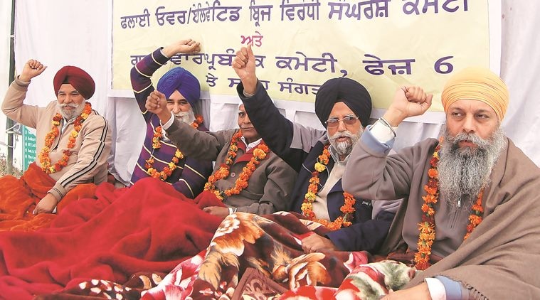  mohali residents, mohali residents protest flyover construction, flyover construction in mohali, khanpur chowk in kharar, chandigarh news