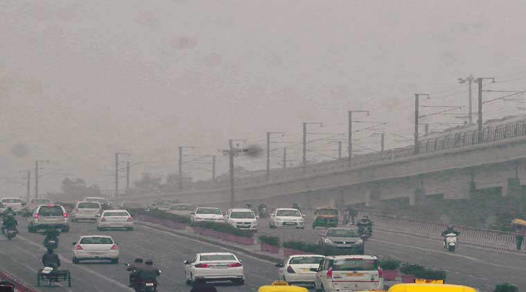 Smog and fog contributed to a hazy day in Delhi Thursday. (Express Photo by: Prem Nath Pandey)