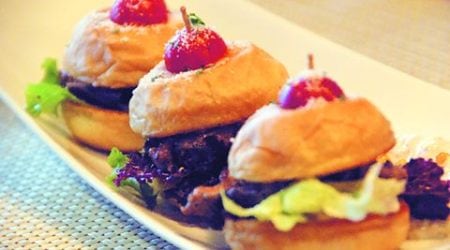 Food review, food, Safdarjung Enclave Market, Safdarjung, Dirty Apron, piano man, food news, india news