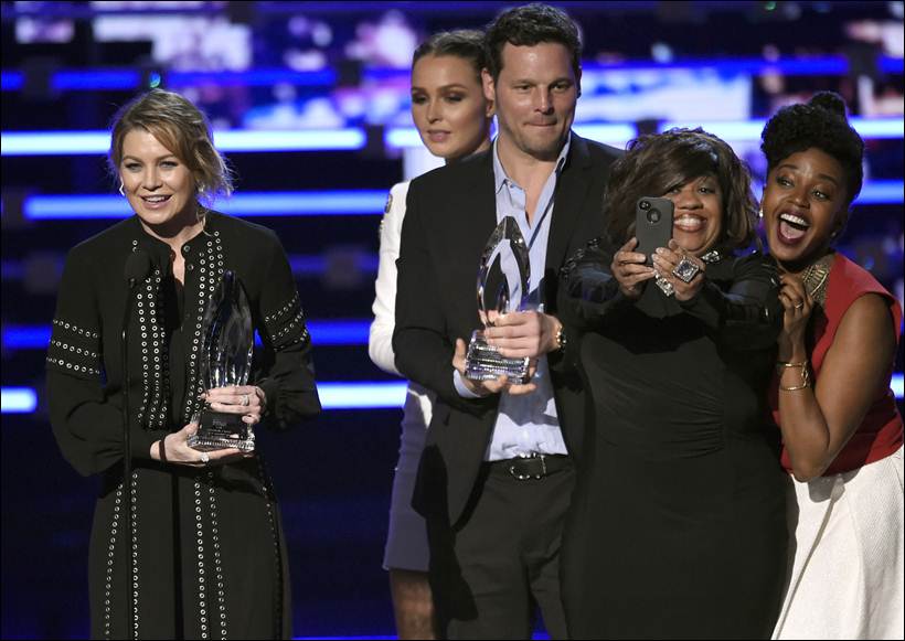 peoples choice awards, winners at people choice awards