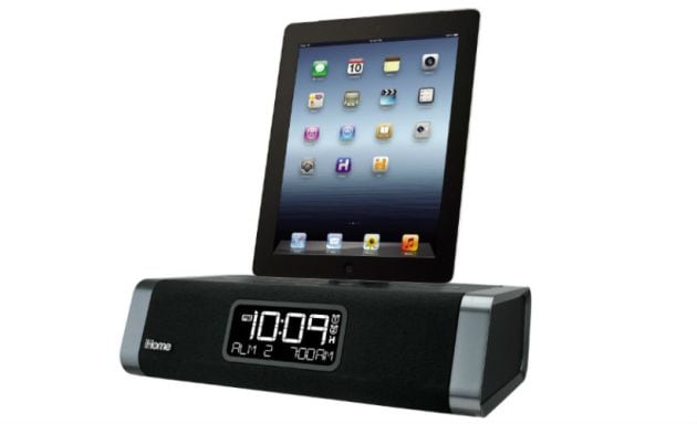 iPhone, iPhone 6, iPhone 6 accessories, Apple accessories, Apple iPhone 6s Plus, iPhone 6s, iPhone accessories, iPhone SD card reader, iBT37 bluetooth speaker, iBT682 color changing speakers, EDGE powercase, IOGEAR, Kensington PowerBolt 2.6 Car Charger,Kineta K5, iHome Control iSP8 SmartPlug, smartphones, technology, technology news