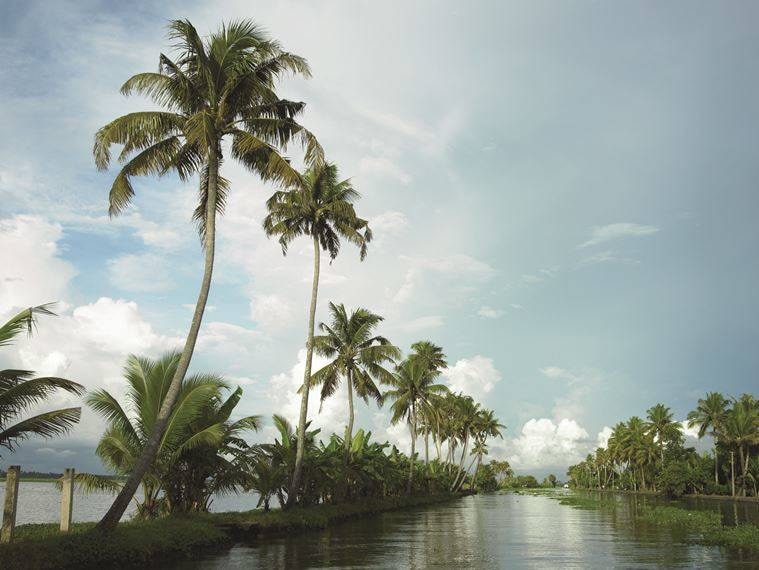 kerala_aleppey backwaters_759_keralatourism