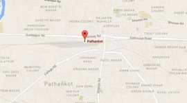 Taxi driver, taxi driver wife, Harpreet Kaur, constable, punjab police, Ikagar Singh, pathankot attack, chandigarh, india news, indain express