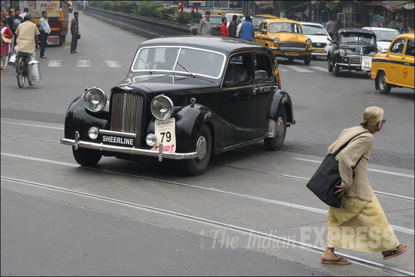 Vintage car Rally, Vintage Car Rally Pics, Vintage cars Photos, Vintage Car Showcase, Vintage Cars, Classic car Rally, Classic car Rally Pics, Classic car Rally Photos, Kolkata, Mumbai