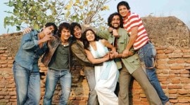 rang de basanti, aamir khan, kunal kapoor, soha ali khan, kirron kher, sharman joahi, alice petten, aamir, 10 years of rang de basanti
