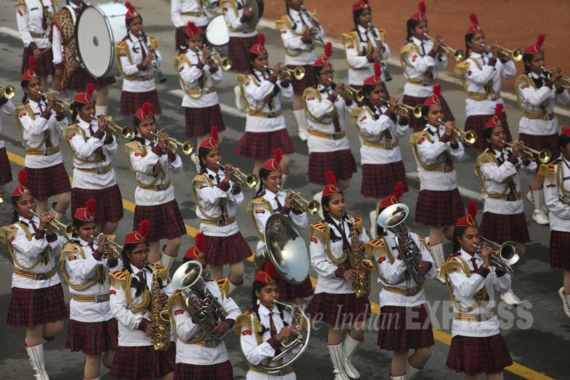 Republic day, Republic Day Celebration, Republic Day Parade, francois hollande, Narendra Modi, Pranab Mukherjee, Republic day pics, republic Day Photos, Republic day 2016, republic day images, republic day images 2016, republic day Parade