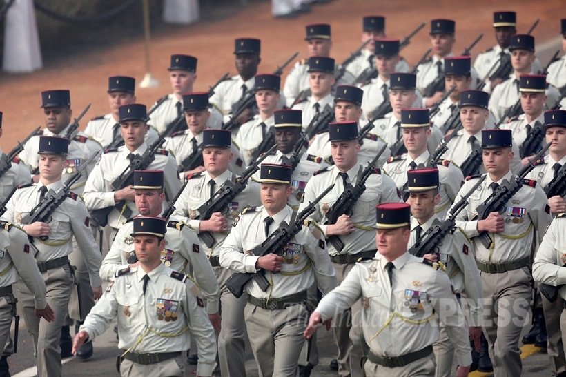 Republic day, Republic Day Celebration, Republic Day Parade, francois hollande, Narendra Modi, Pranab Mukherjee, Republic day pics, republic Day Photos, Republic day 2016, republic day images, republic day images 2016, republic day Parade