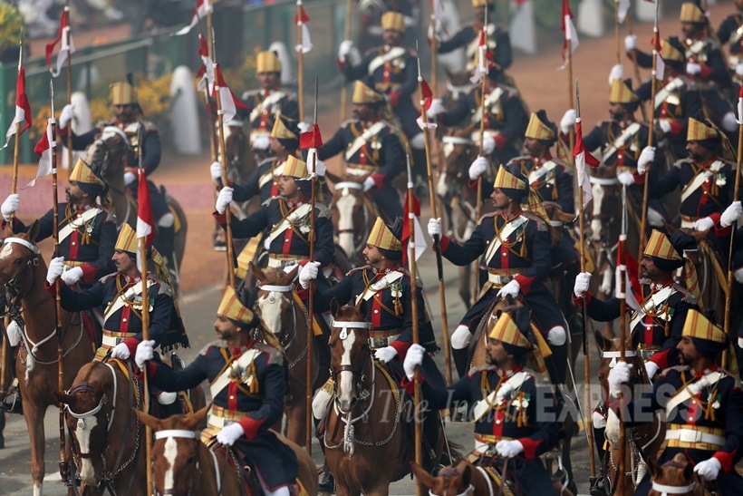 Republic day, Republic Day Celebration, Republic Day Parade, Republic Day Mumbai pics, Republic Day Mumbai Photos, Mumbai, francois hollande, Narendra Modi, Pranab Mukherjee, Republic day pics, republic Day Photos, Republic day 2016, republic day images, republic day images 2016, republic day Parade