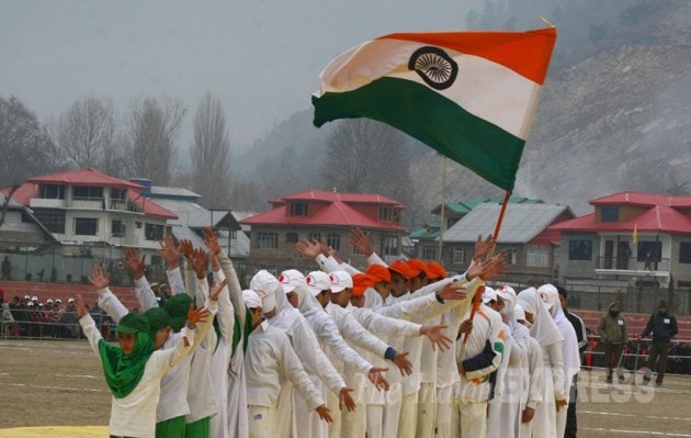 Republic day, Republic Day Celebration, Republic Day Parade, Republic Day Mumbai pics, Republic Day Mumbai Photos, Mumbai, francois hollande, Narendra Modi, Pranab Mukherjee, Republic day pics, republic Day Photos, Republic day 2016, republic day images, republic day images 2016, republic day Parade