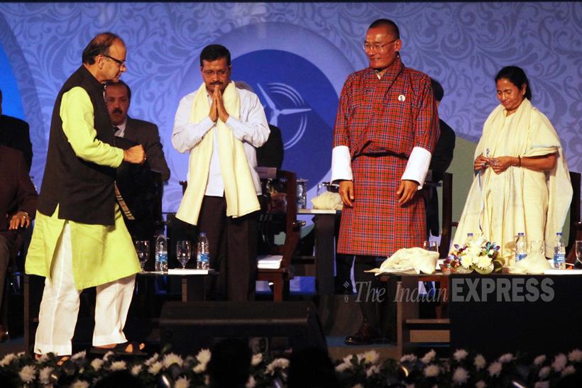 Arvind Kejriwal, Arun Jaitley, Arvind Kejriwal arun jaitley, Mamata Banerjee, Bengal Global Business Summit, Kejriwal Jaitley, Kejriwal Jaitley together, Kejirwal Jaitley Pics, Arvind Kejriwal Arun Jaitley photo, Bengal Global Summit Photos
