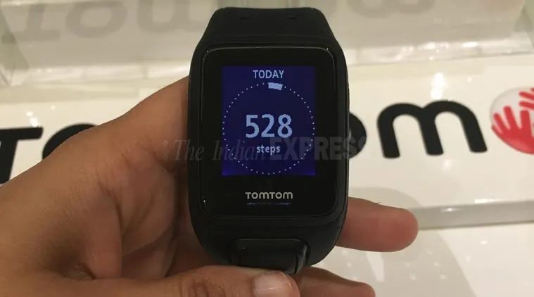 Lignende Advarsel Produkt TomTom Spark Music GPS Fitness Watch comes Bluetooth headphones |  Technology News,The Indian Express