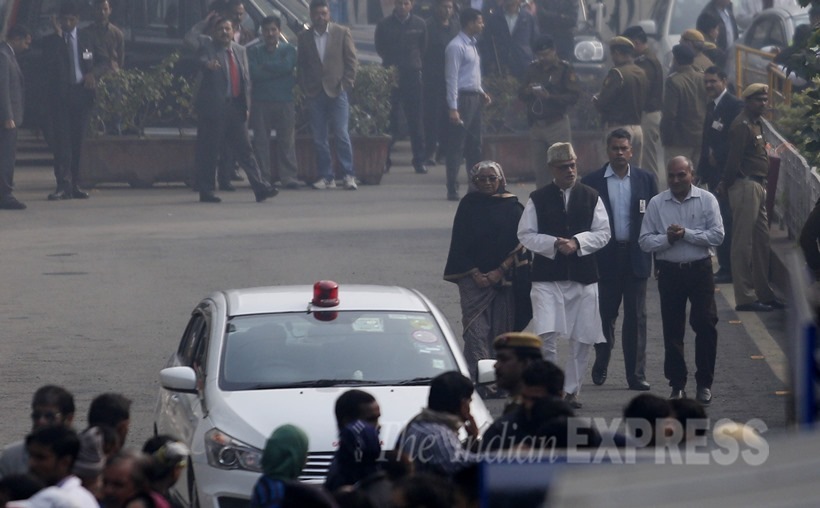Mufti Mohammad Sayeed passes away, Mufti Mohammad Sayeed Death, Mufti Mohammad Sayeed, Mufti Mohammad Sayeed Dies, Mufti Mohammad Sayeed Dead, Mufti Mohammad Sayeed Died, Sonia Gandhi, Arun Jaitley, Najeeb Jung, Dr Karan Singh, Mufti Mohammad Sayeed news, Mufti Mohammad Sayeed Photos