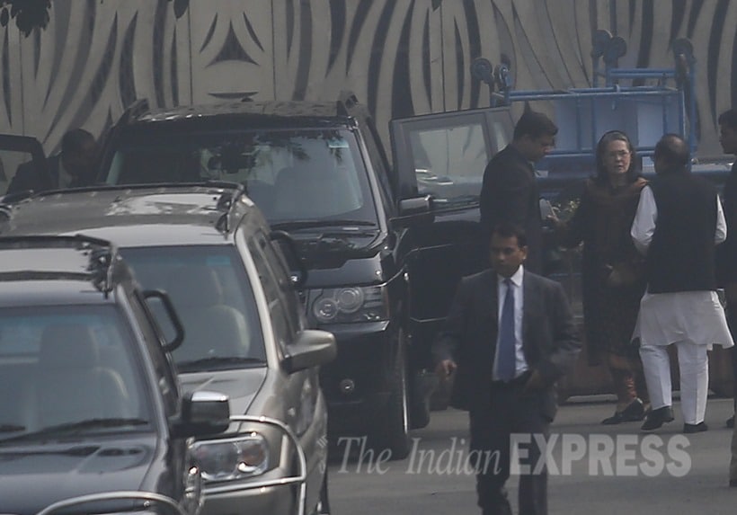 Mufti Mohammad Sayeed passes away, Mufti Mohammad Sayeed Death, Mufti Mohammad Sayeed, Mufti Mohammad Sayeed Dies, Mufti Mohammad Sayeed Dead, Mufti Mohammad Sayeed Died, Sonia Gandhi, Arun Jaitley, Najeeb Jung, Dr Karan Singh, Mufti Mohammad Sayeed news, Mufti Mohammad Sayeed Photos