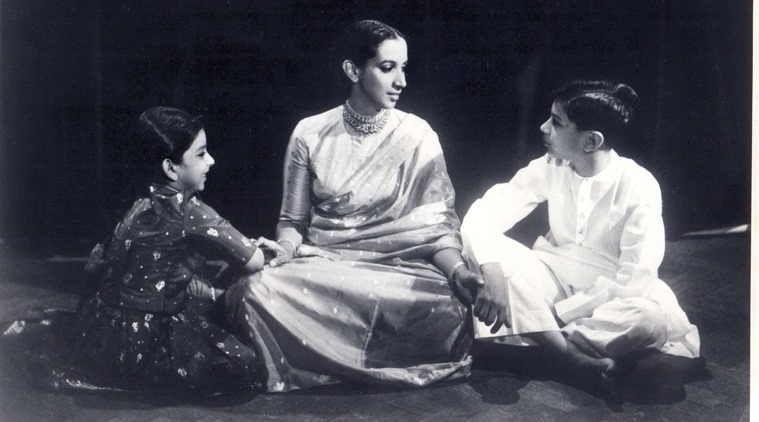 Mrinalini with Kartikeya and Mallika. (Photo: Courtesy Darpana Academy of Performing Arts archive)