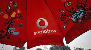 Vodafone, Vodafone 4G, Vodafone 4G Delhi NCR, Vodafone 4G sim card, free Vodafone 4G sim card, Vodafone 4G price, Vodafone 4G data packs, Vodafone 4G launch, telecom news, technology news