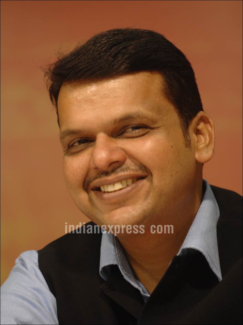 Maharashtra, Maharashtra CM Devendra Fadanavis , Water woes in Maharashtra, Devendra Fadanavis turns teacher, Devendra Fadanavis teaches students, Devendra Fadanavis on water management, farmer water woes in Maharashtra, Maharashtra News, India News, latest news