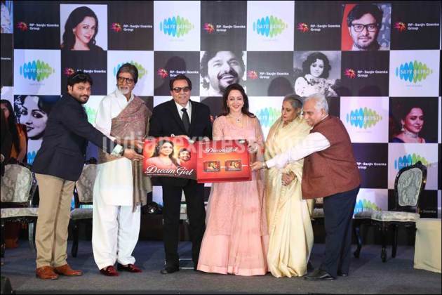 Sholay reunion: Amitabh Bachchan, Dharmendra, Hema Malini, Jaya ...