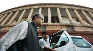 Budget session LIVE: Democratic temper calls for debate, not disruption, says President Pranab