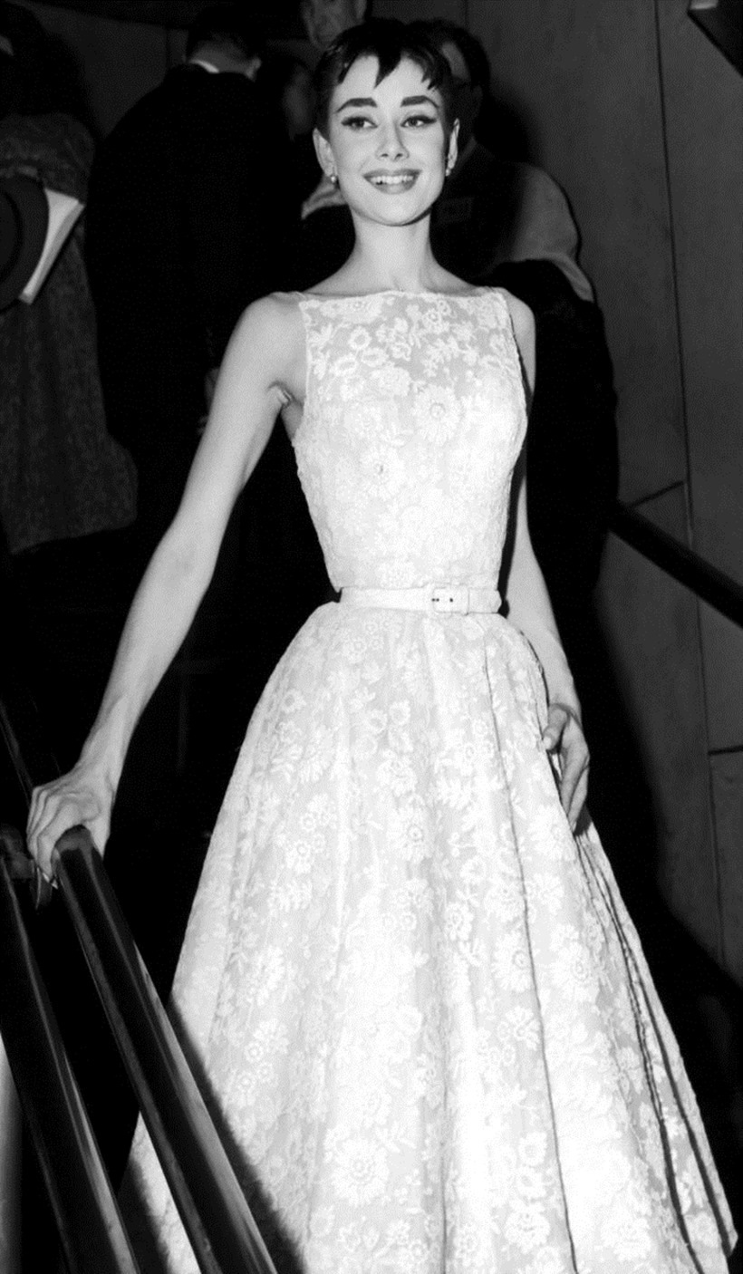 oscar gowns, best oscars gowns, oscars best gowns, oscars red carpet, priyanka chopra, lady gaga, penelope cruz, cate blancett, julia roberts, tina fey, lupita nyong, angelina jolie, jennifer lawrence, emma stone, oscars worst dressed, oscars worst dresses ever, oscars worst dressed ever, oscars best and worst, oscars flashback, oscars fashion, celeb fashion, hollywood fashion, indian express, indian express news