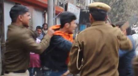 delhi police, video footage, brutal delhi police, protest in delhi