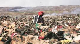 Deonar dumping ground, Deonar dumping fire, BMC, CM Fadnavis, fire-fighting operations , deonar fire-fighting operations, mumbai fire, mumbai news