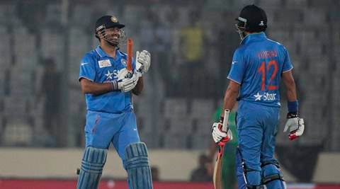 10 lines on ms dhoni in english image