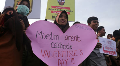Valentines Day, Valentines Day protest, Indonesia, protest, Valentines Day Indonesia, Indonesia protest, Valentines Day news