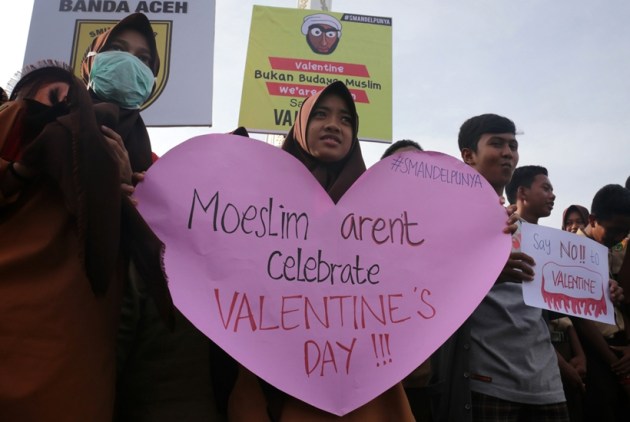 Valentines Day, Valentines Day protest, Indonesia, protest, Valentines Day Indonesia, Indonesia protest, Valentines Day news