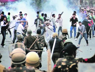 Jat quota, haryana jat quota, jat quota stir, haryana violence, rohtak violence, shoot at singh haryana, haryana jat violence, haryana minister attacked, haryana news, jat quota news