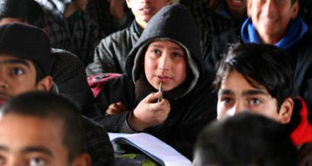 jammu, jammu kashmir, Kanchan Sharma, jammu schools, teacher teaches underprivileged children in jammu, sangarh vidya kendra, education news, covid-19