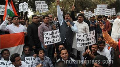 JNU Protest, Jawaharlal Nehru University, Protest Outside Jawaharlal Nehru University, Rajnath Singh, Home Minister Rajnath Singh, Smiri Irani, HRD Minister Smriti Irani, JNU protest pics, JNU Protest photos