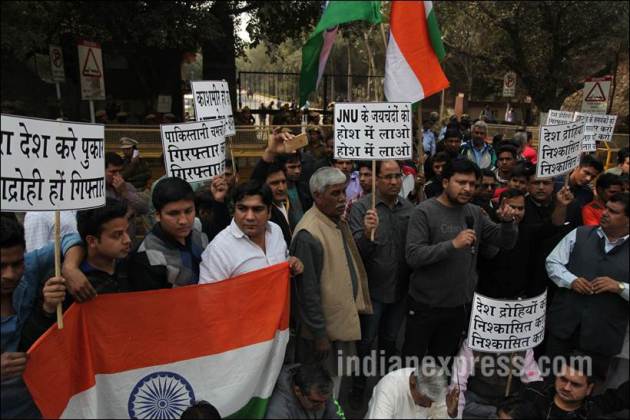 JNU Protest, Jawaharlal Nehru University, Protest Outside Jawaharlal Nehru University, Rajnath Singh, Home Minister Rajnath Singh, Smiri Irani, HRD Minister Smriti Irani, JNU protest pics, JNU Protest photos